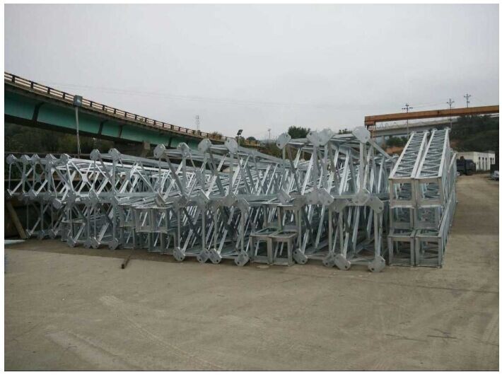 熱浸鍍鋅鐵路構(gòu)架