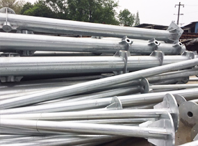 熱浸鍍鋅燈桿、標(biāo)志桿